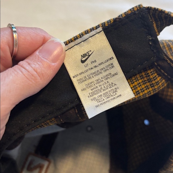 Nike Houndstooth Brown and Black Suede Bill Cap - Picture 4 of 5